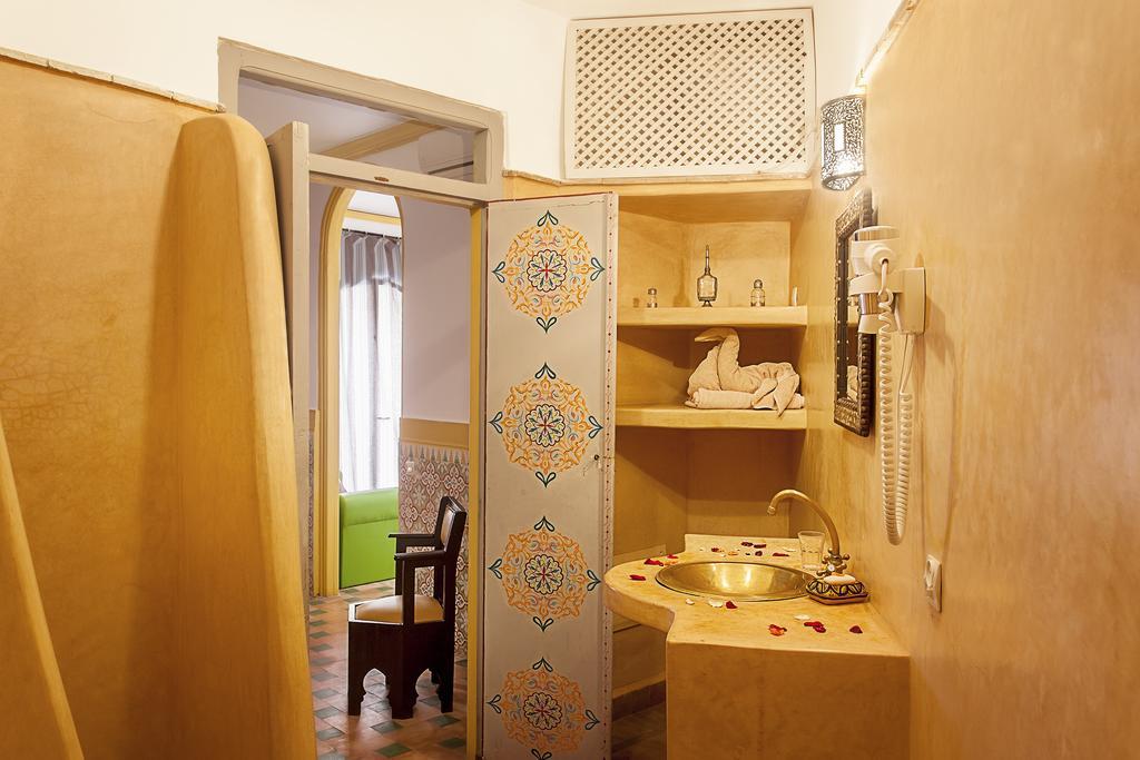 La Bleue Guest house *